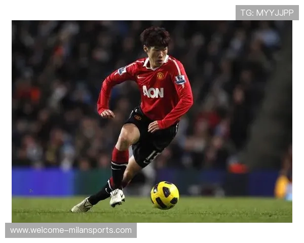 朴智星：从亚洲到欧冠冠军，曼联铁肺的传奇，朴智星在曼联什么位置